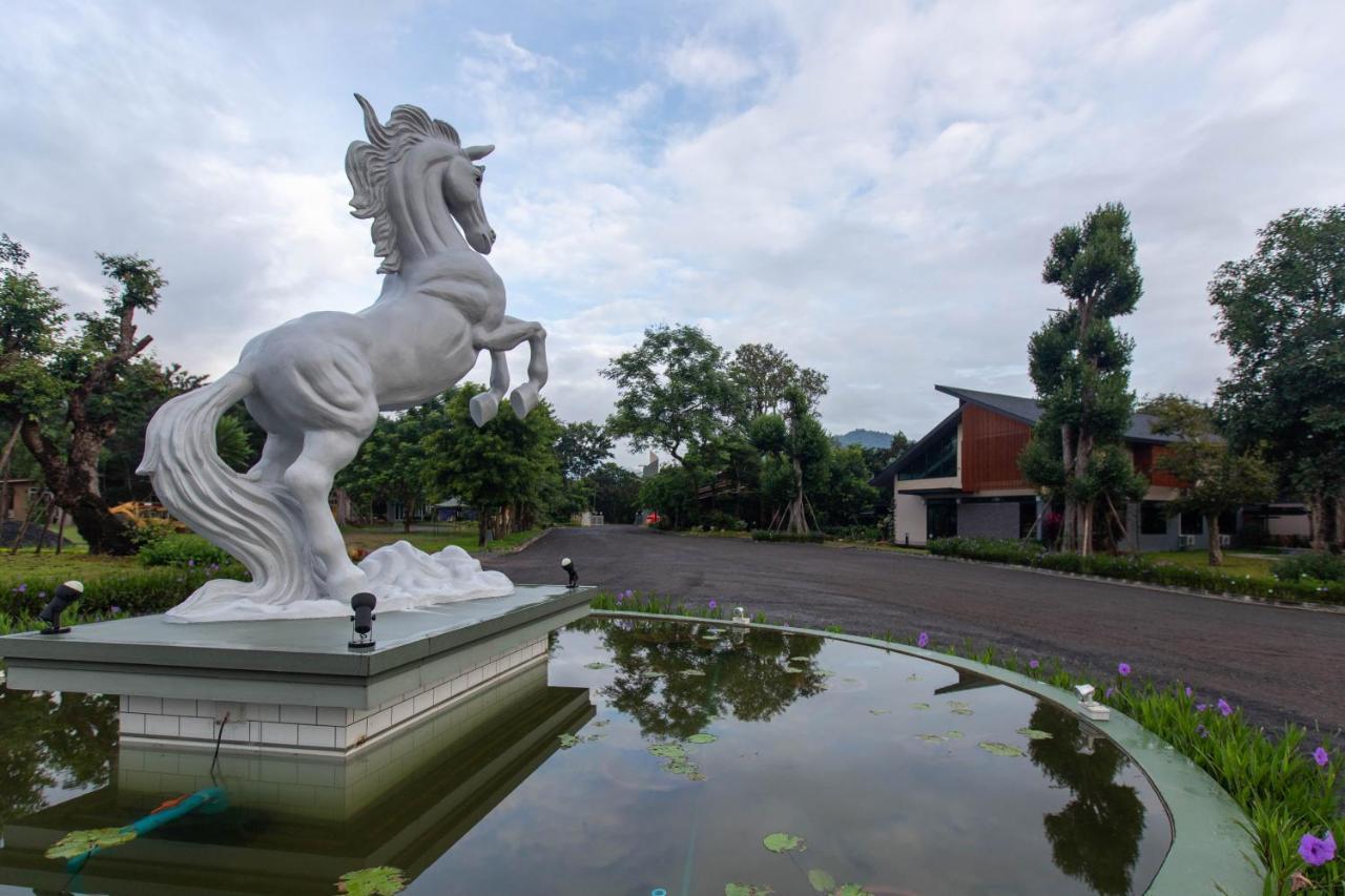 The Chamuang Forest Nakhon Nayok Exteriér fotografie